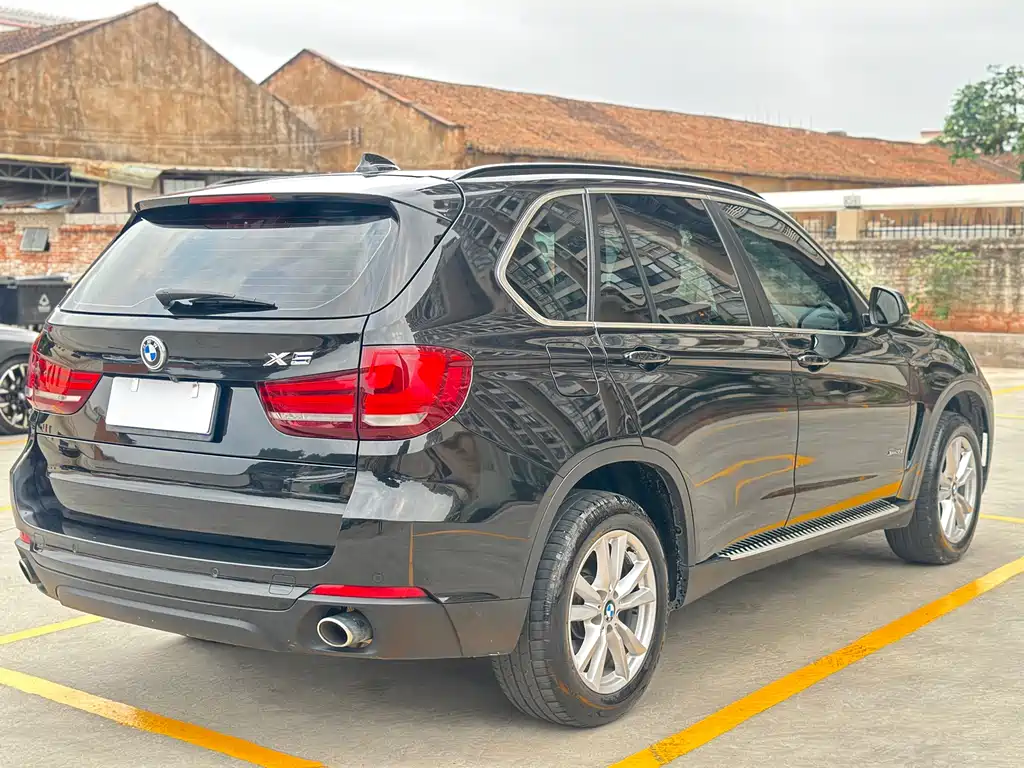 BMW X5 2015 — фото 18