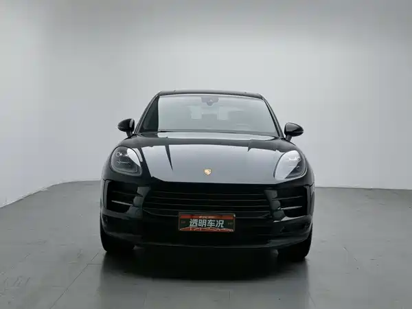 Porsche Macan 2021