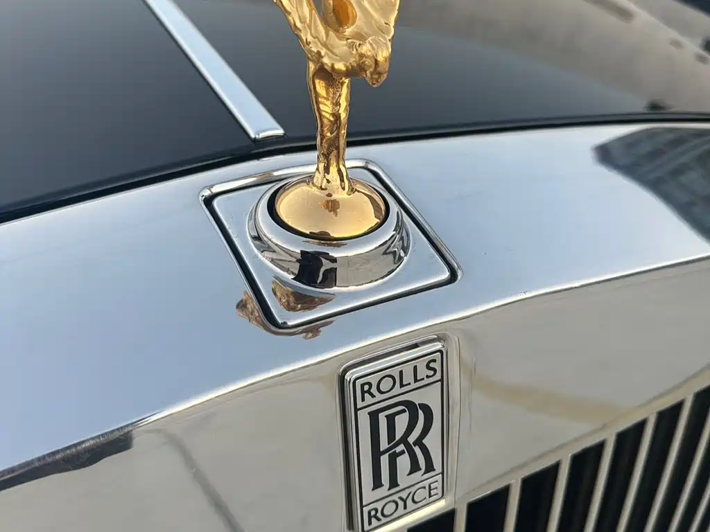 Rolls-Royce Phantom 2015 — фото 4