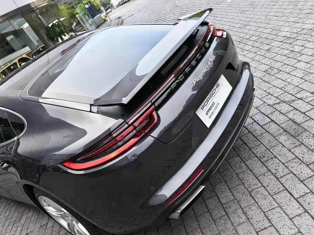 Porsche Panamera 2020 — фото 18