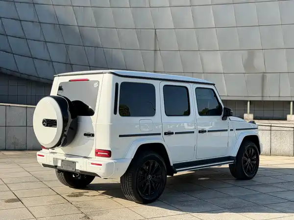 Mercedes-Benz G-Class 2025