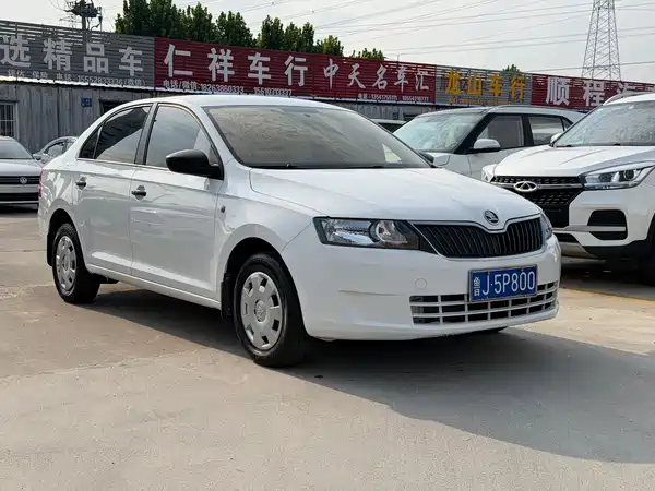 Skoda Rapid 2015