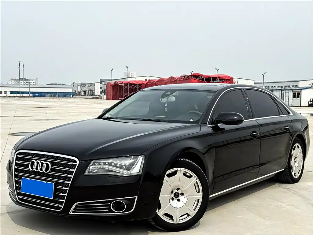 Audi A8 2013