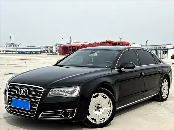 Audi A8 2013
