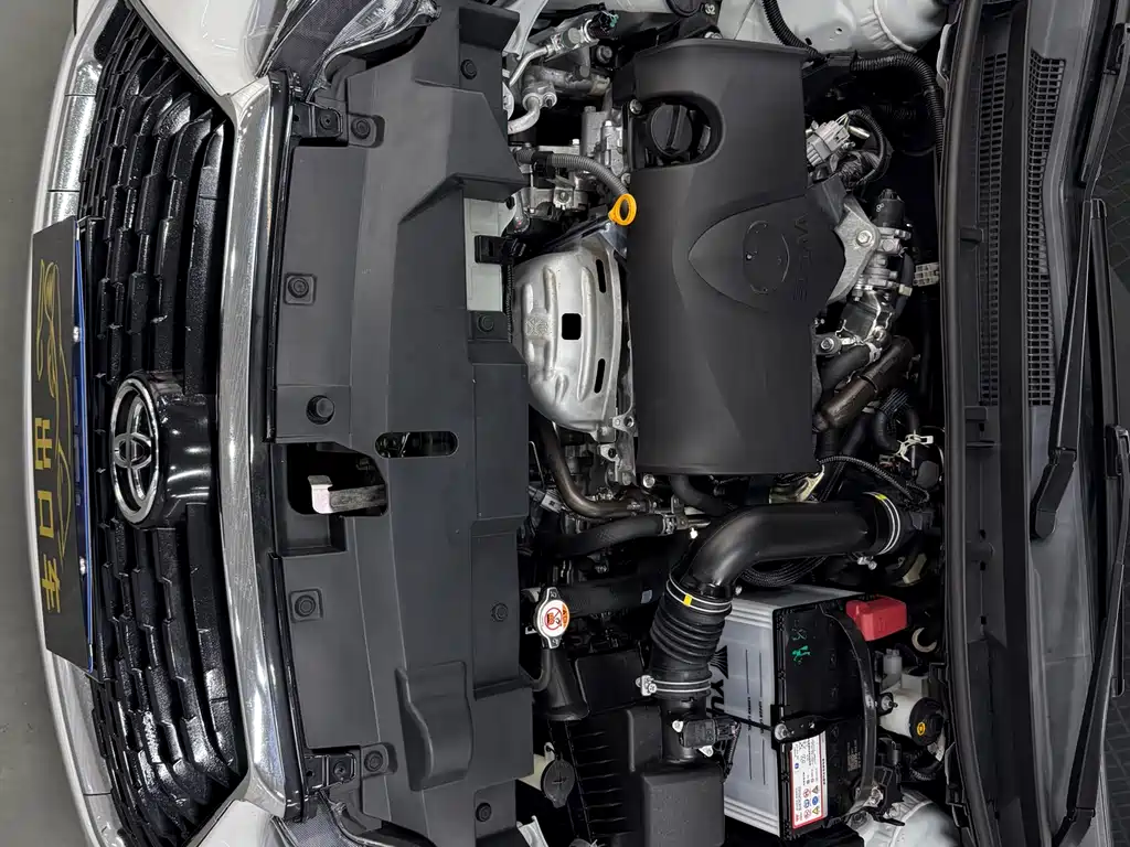 Toyota Yaris L 2022 — фото 17