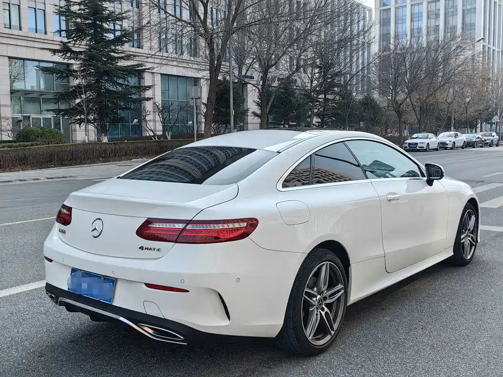 Mercedes-Benz E-Class 2019 — фото 4