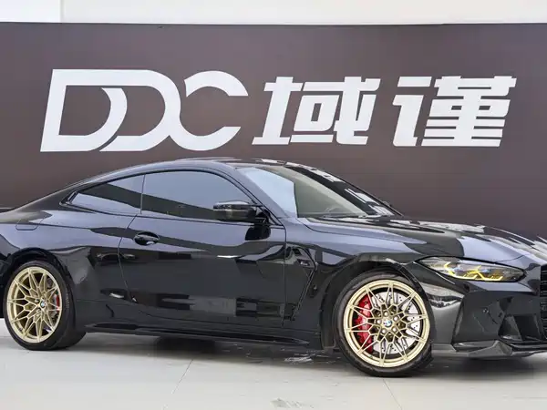 BMW M4 2023