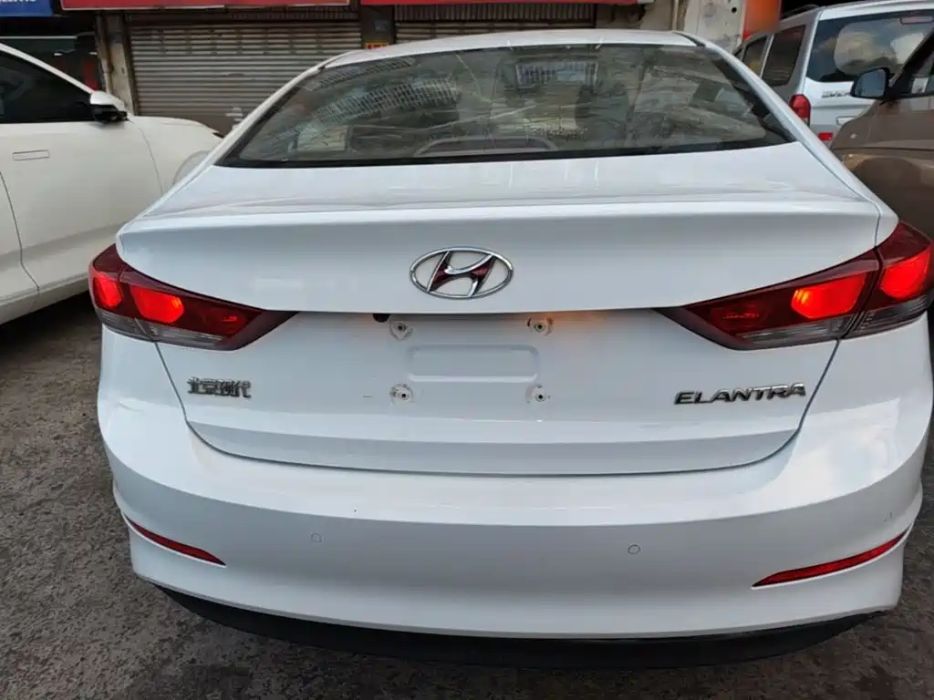 Hyundai Celesta 2017 — фото 6
