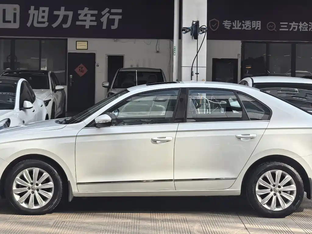 Volkswagen Bora 2016