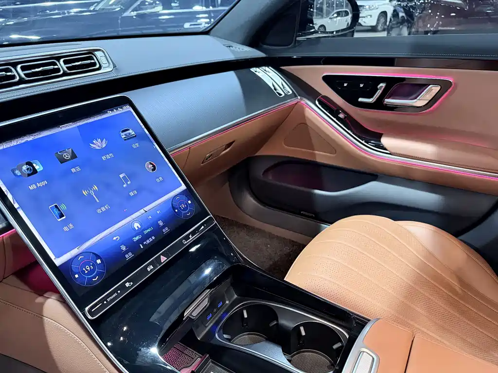 Mercedes-Benz S-Class 2025 — фото 5