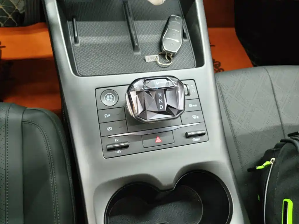 BYD Qin PLUS 2025 — фото 14