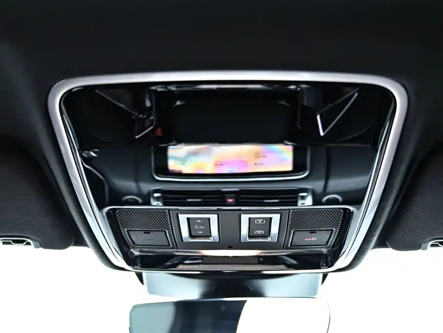 Land Rover Sport PHEV 2021 — фото 34