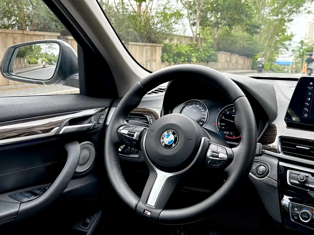 BMW X1 2022 — фото 18