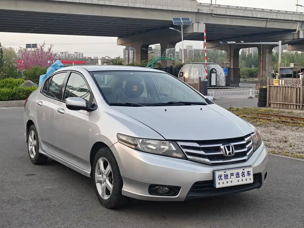 Honda City Classic 2013 — фото 3