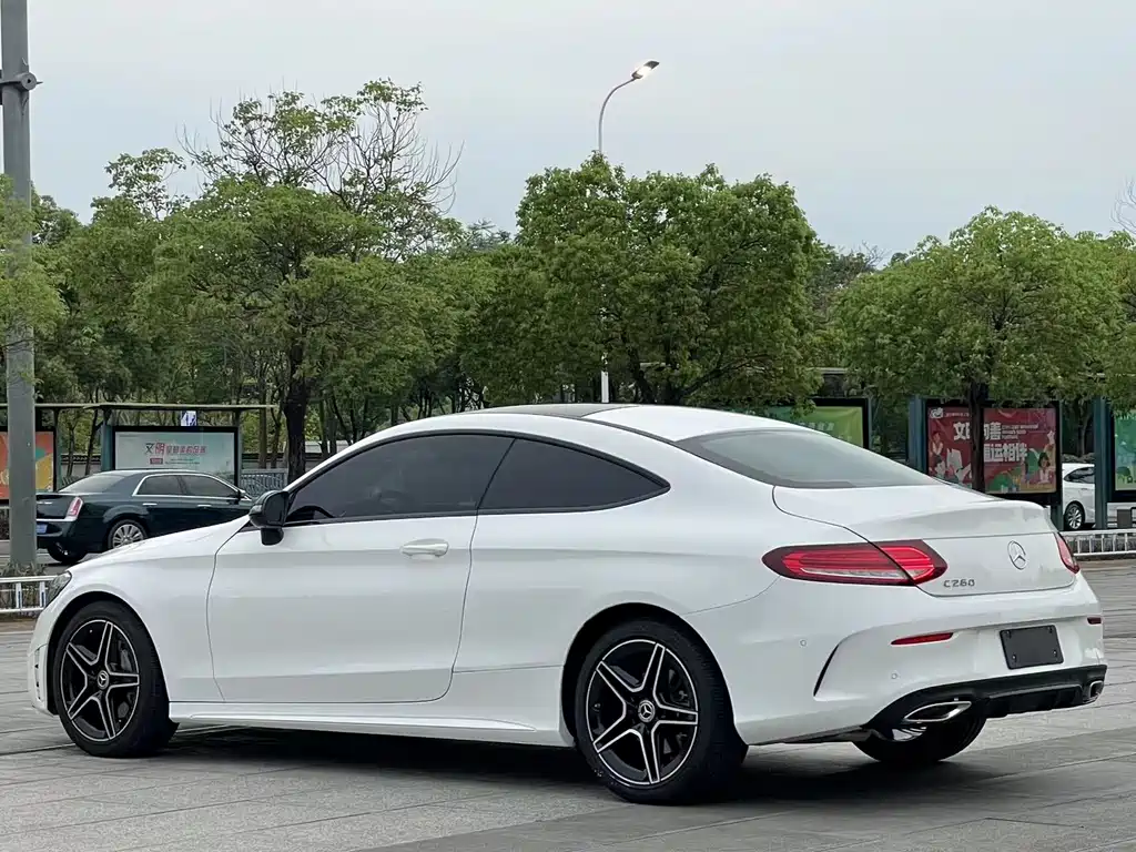 Mercedes-Benz C-Class 2023 — фото 5