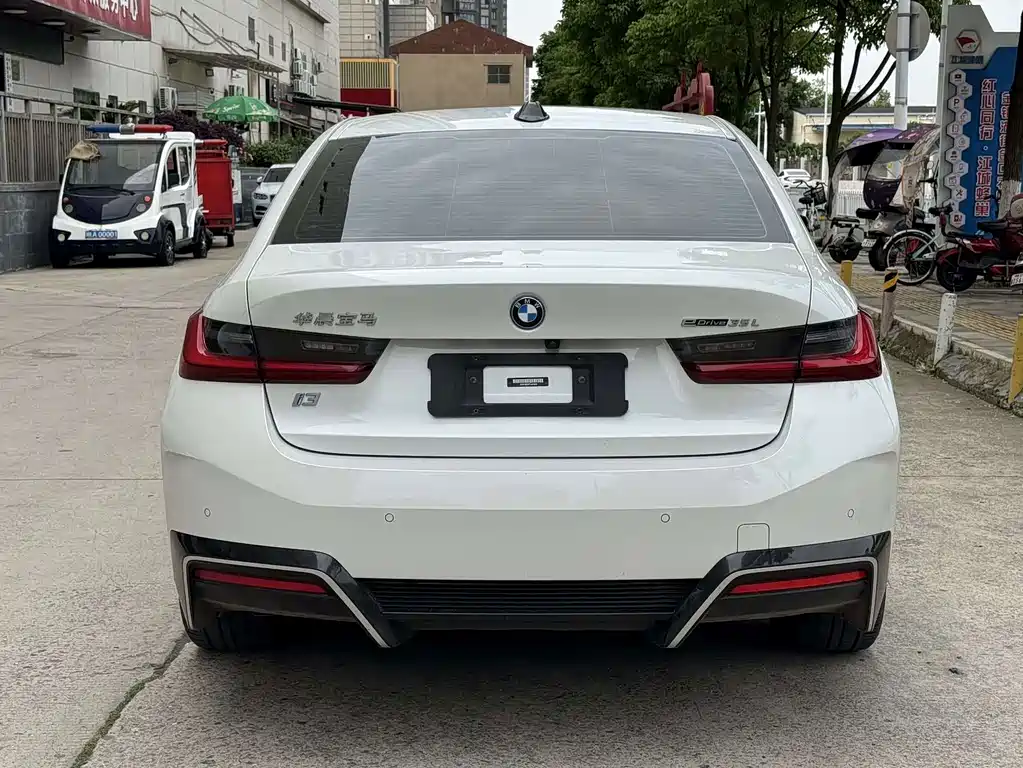 BMW i3 2023 — фото 15