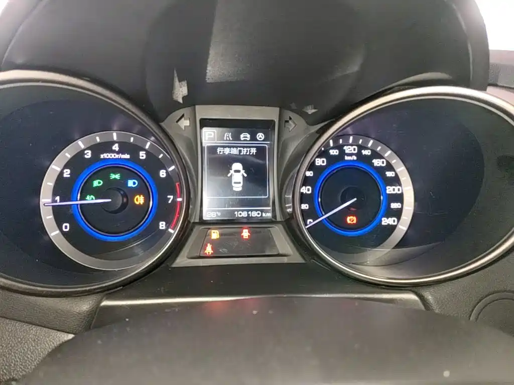 Changan Eado XT 2017 — фото 12