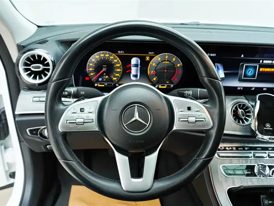 Mercedes-Benz CLS 2020 — фото 8