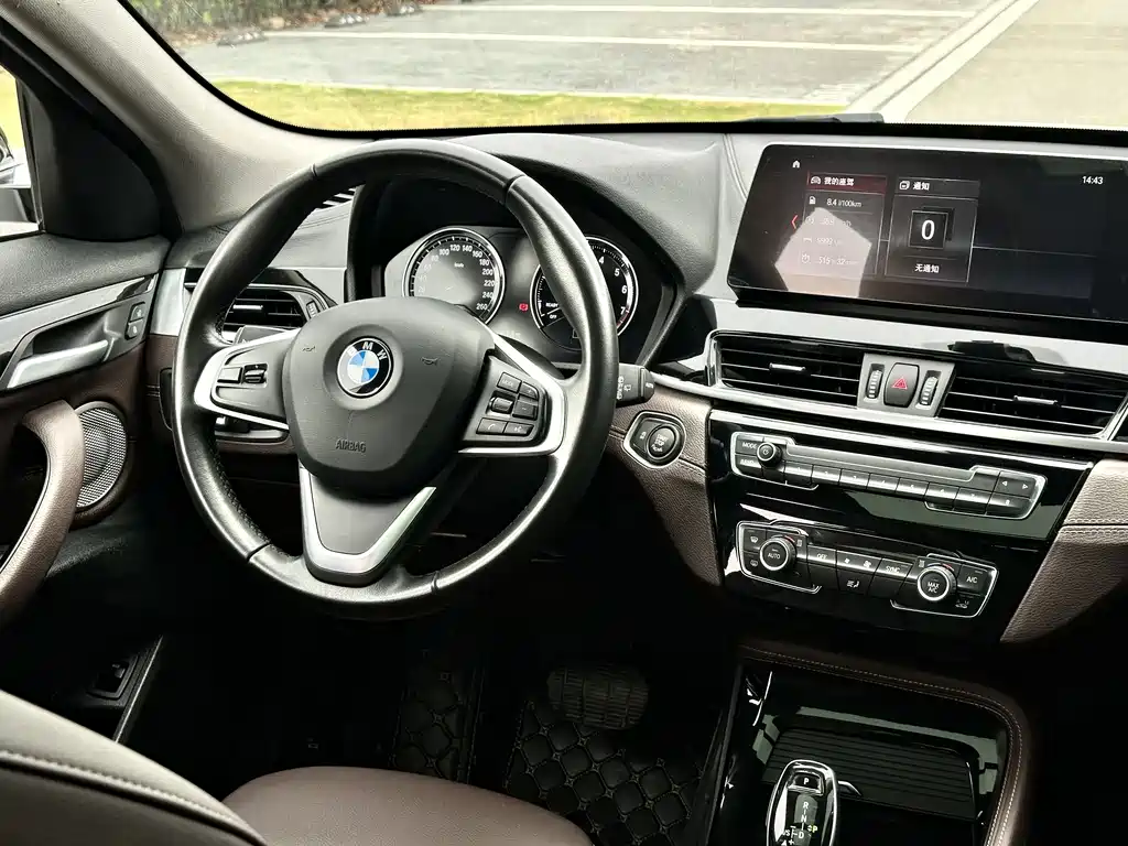 BMW X2 2023 — фото 12