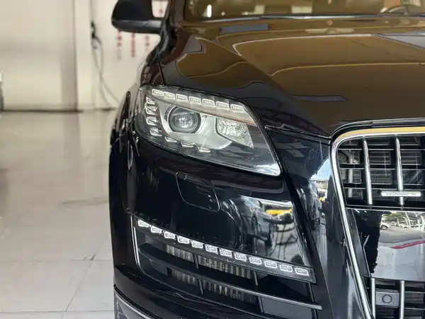 Audi Q7 2012