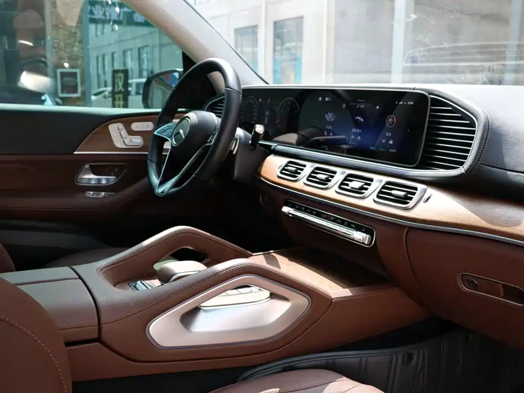 Mercedes-Benz GLE 2025 — фото 12