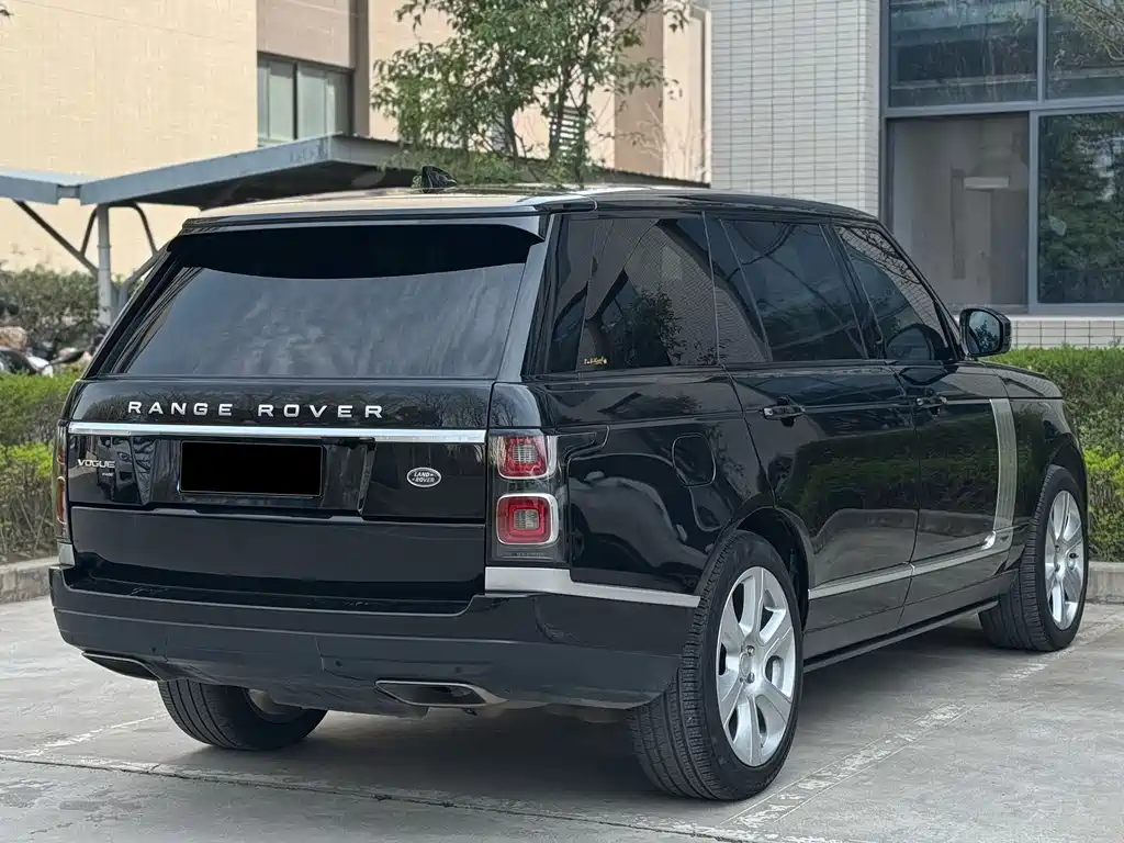 Land Rover Range Rover 2020 — фото 15