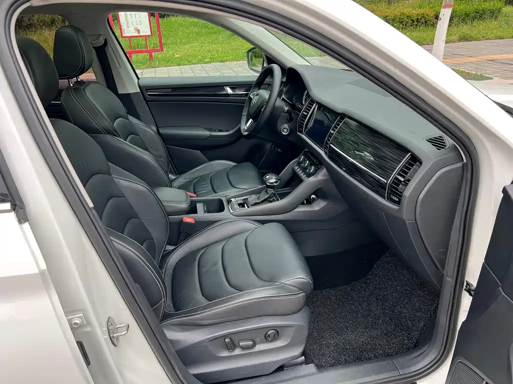 Skoda Kodiaq 2018 — фото 12