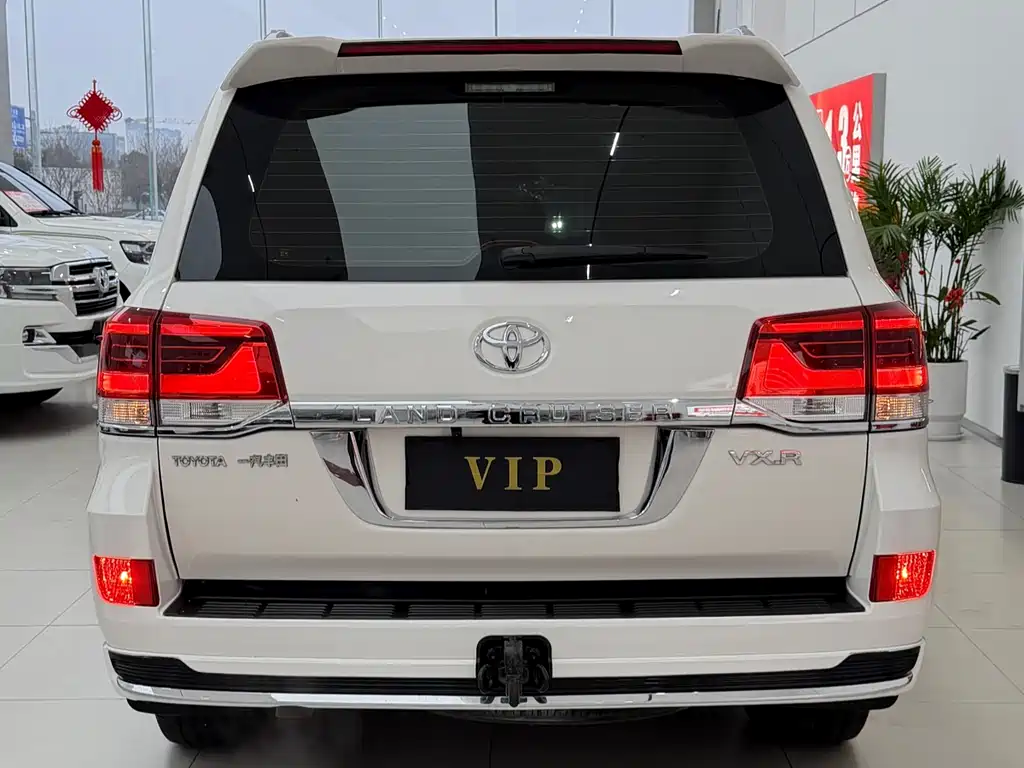 Toyota Land Cruiser 2013 — фото 14