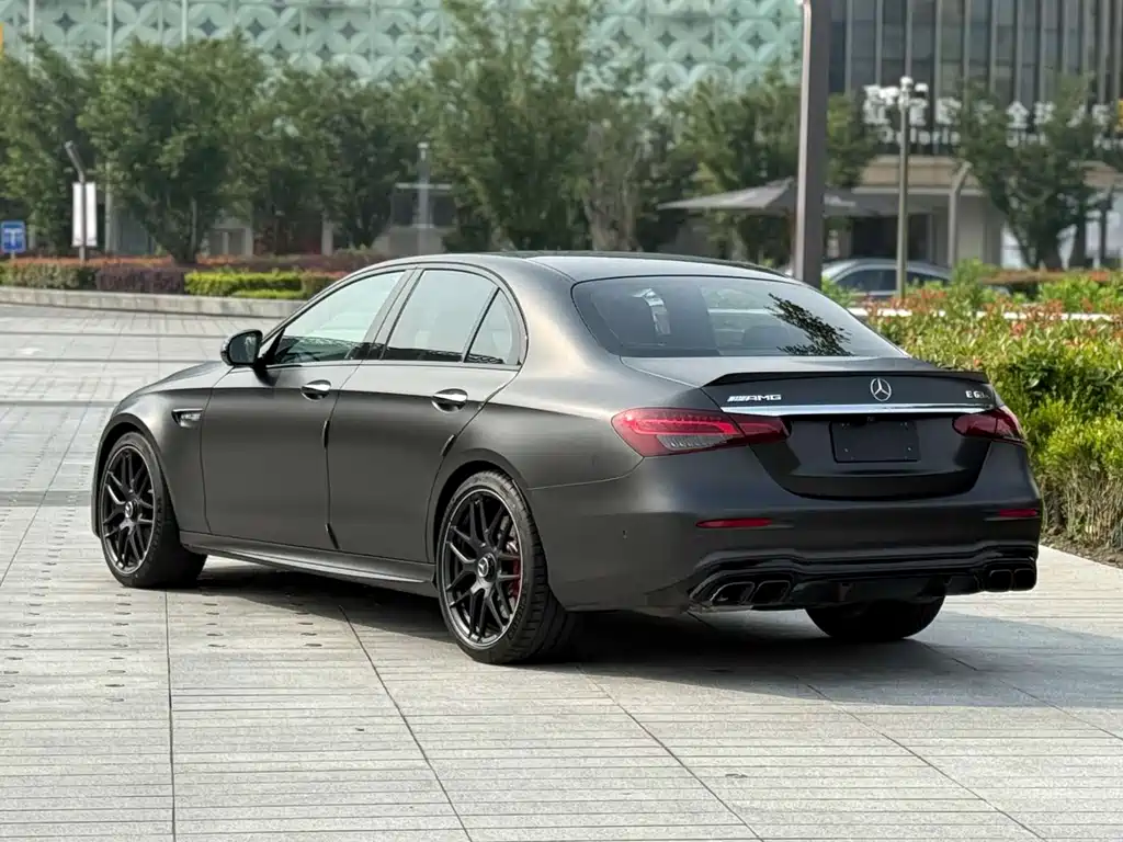 Mercedes-Benz E-Class AMG 2021 — фото 3