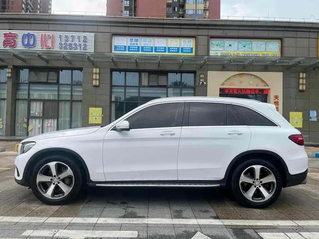 Mercedes-Benz GLC 2016