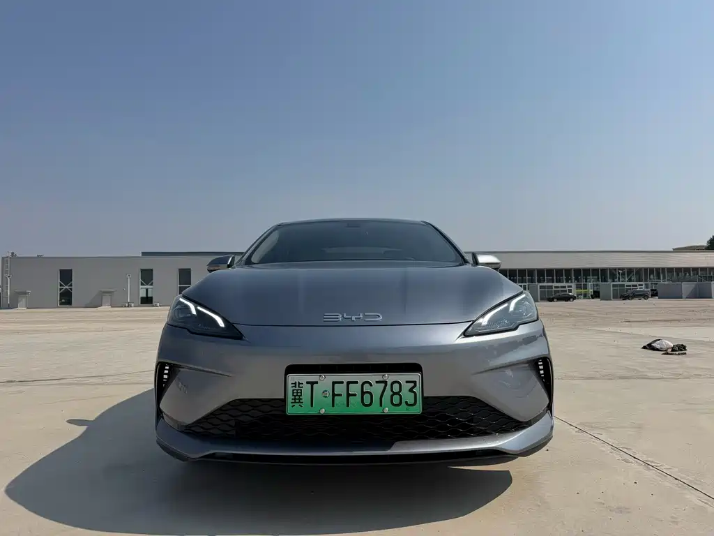 BYD Seal 05 DM-i 2025 — фото 2