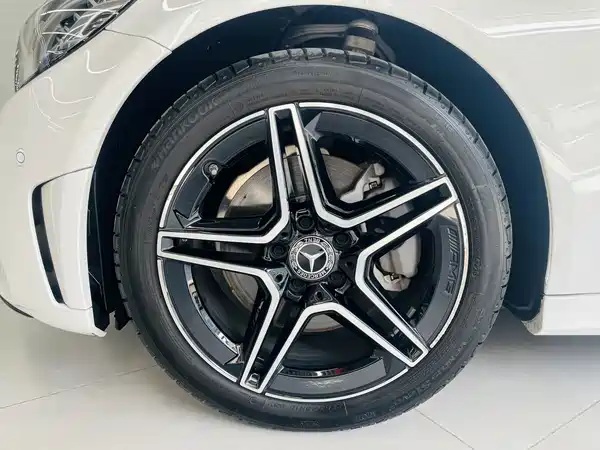 Mercedes-Benz C-Class 2021