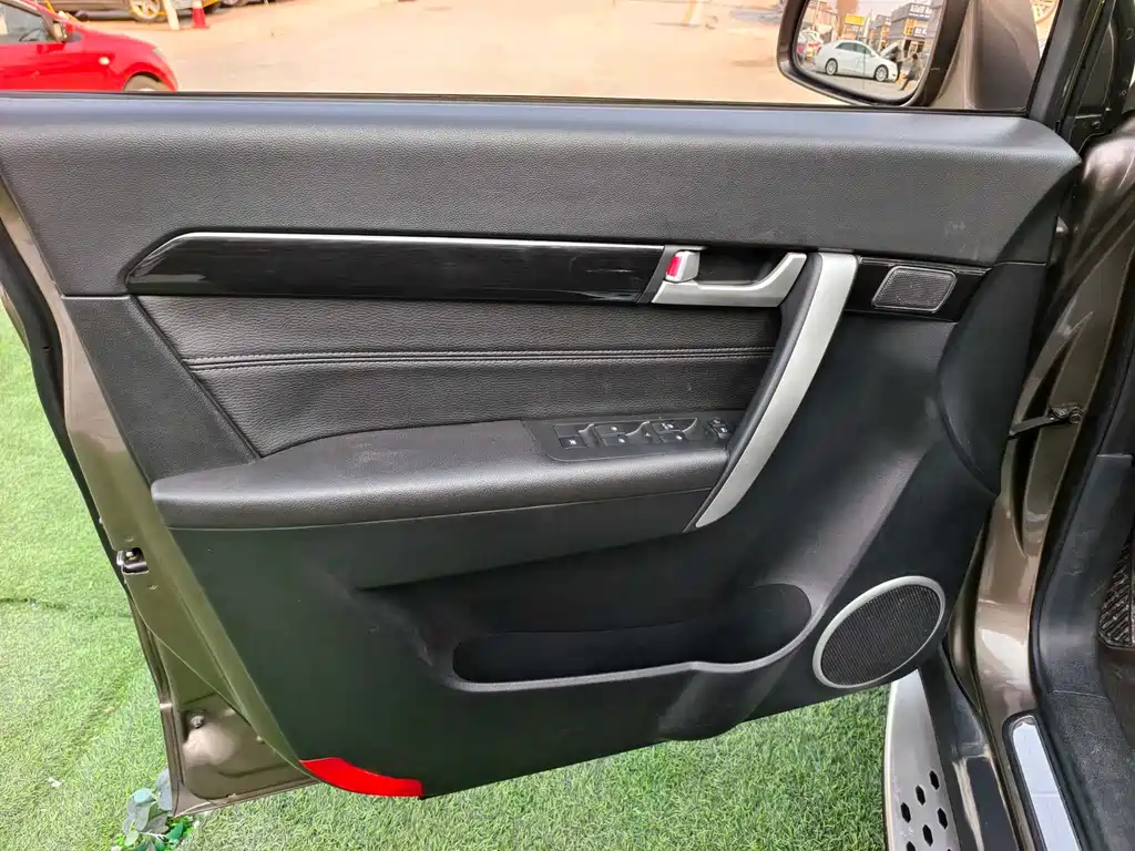 Chevrolet Captiva 2015 — фото 10