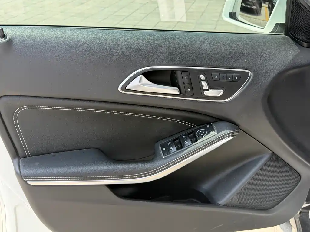 Mercedes-Benz GLA 2019