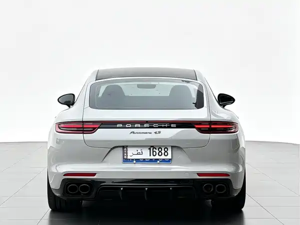 Porsche Panamera 2019