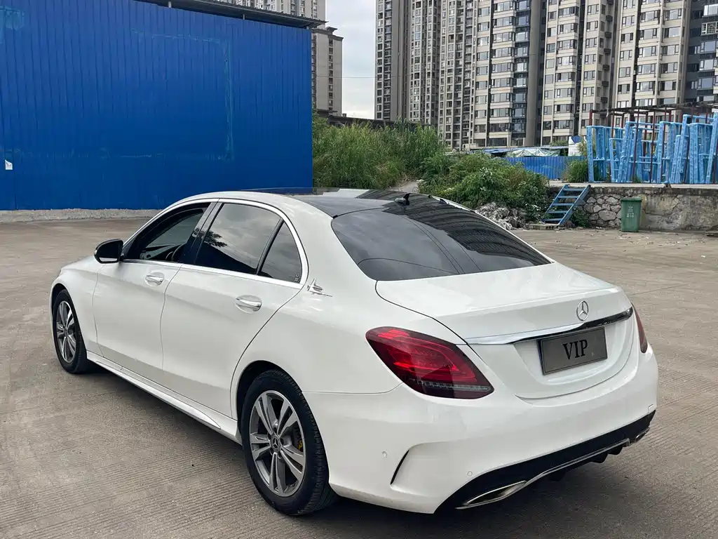 Mercedes-Benz C-Class 2018