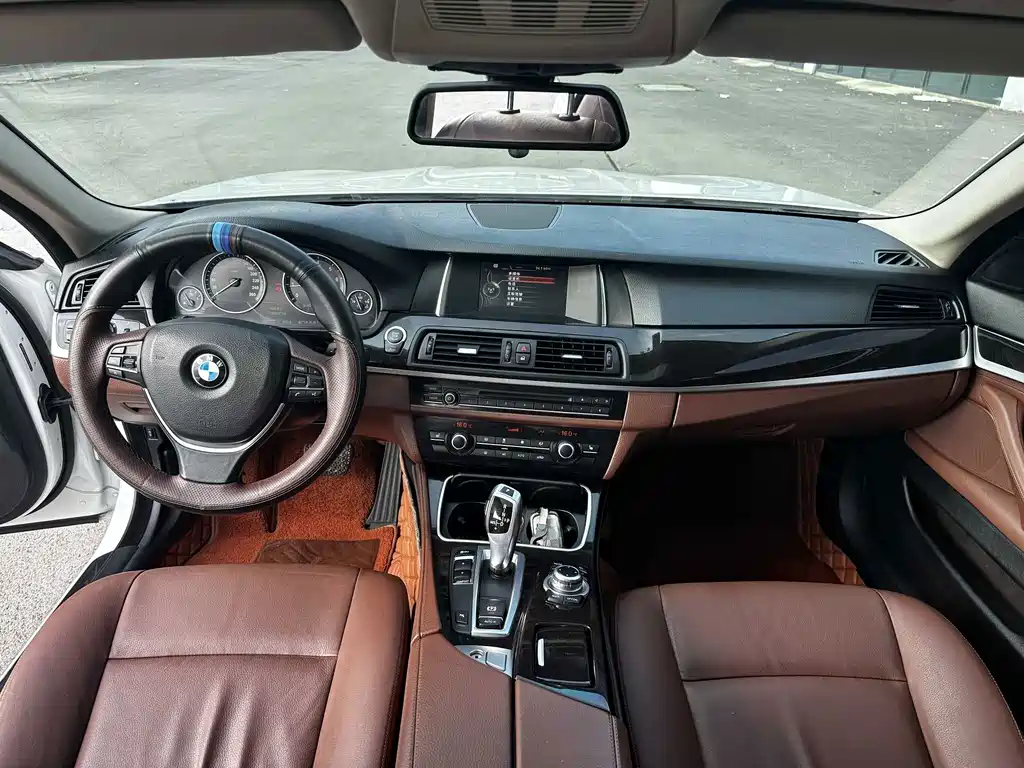 BMW 5 Series 2016
