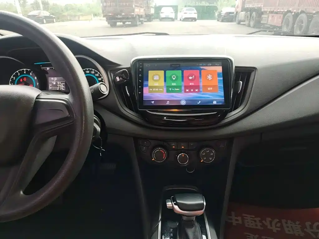 Chevrolet Cavalier 2017 — фото 13
