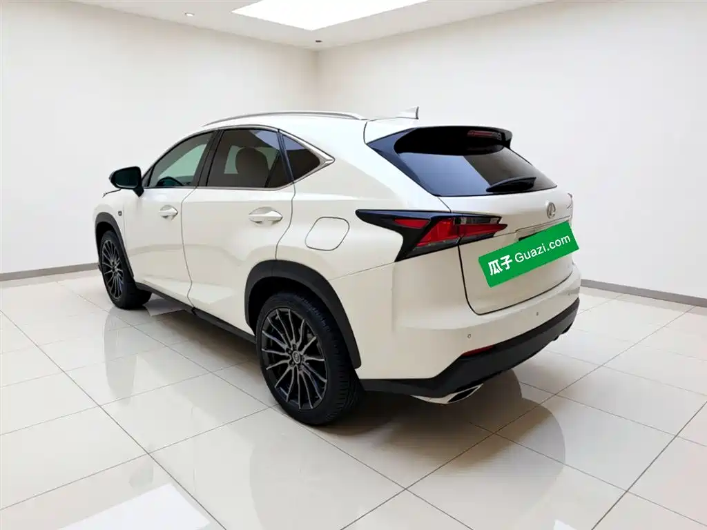 Lexus NX 2015