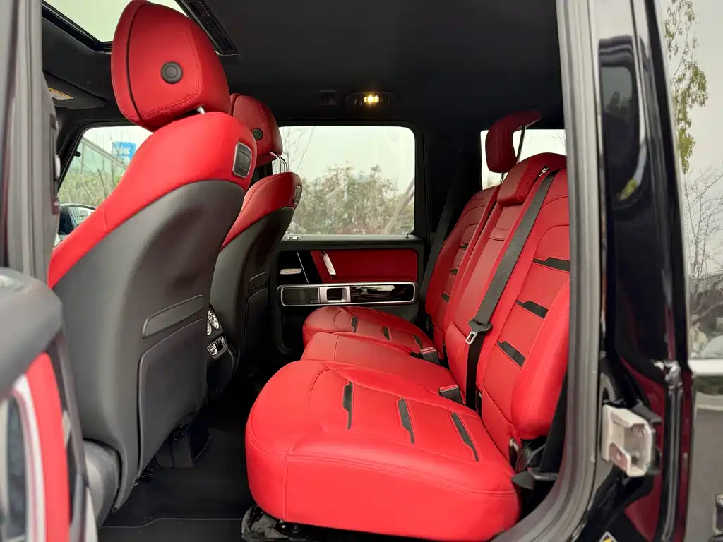 Mercedes-Benz G-Class AMG 2024 — фото 12
