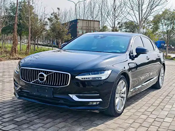 Volvo S90 2020