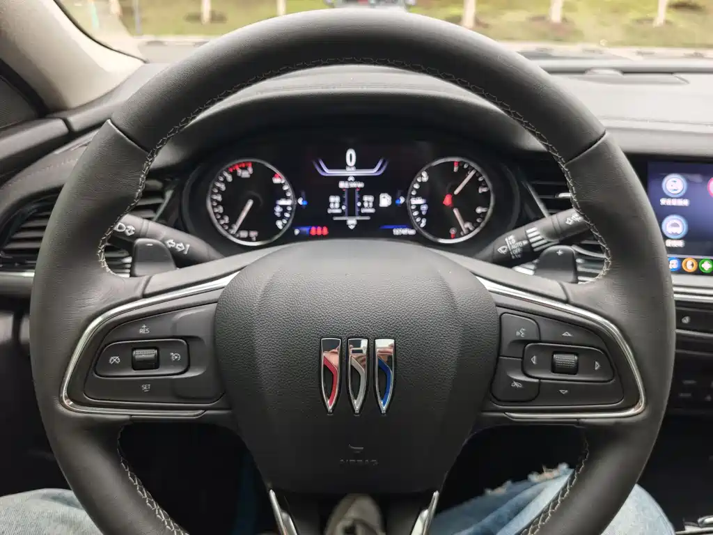 Buick Regal 2023 — фото 15
