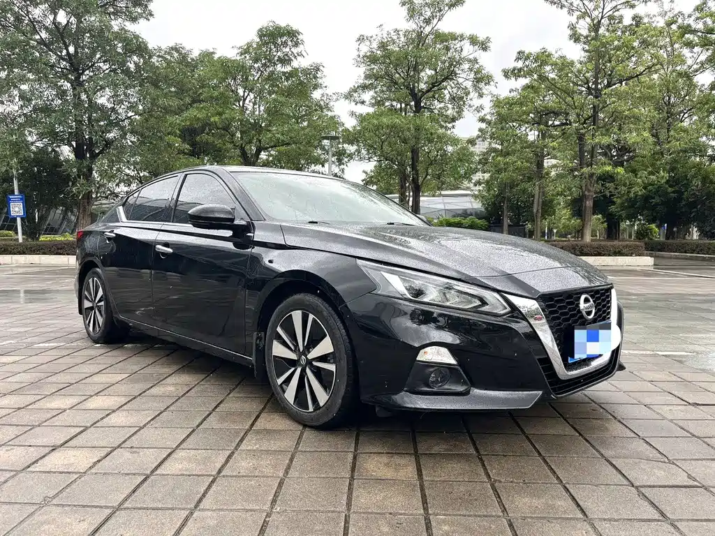 Nissan Teana 2021