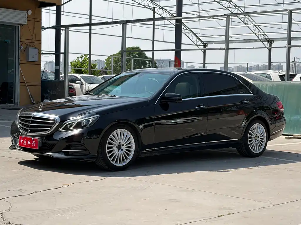 Mercedes-Benz E-Class 2014 — фото 1