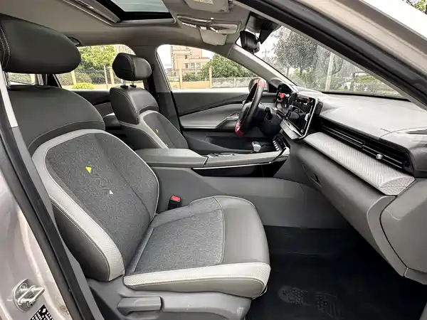 Baojun RC-5 2021
