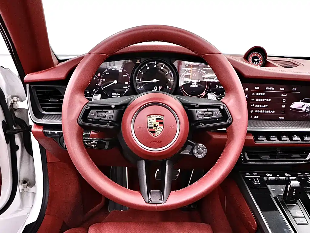 Porsche 911 2022 — фото 10