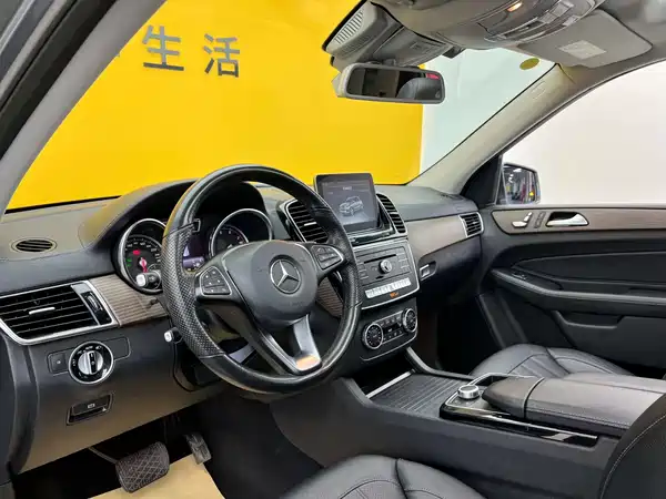Mercedes-Benz GLE 2019
