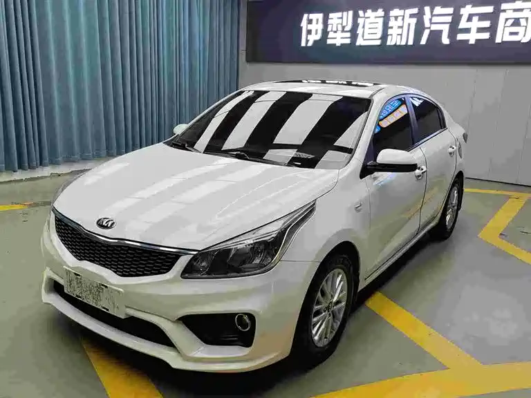 Kia K2 2019 — фото 1