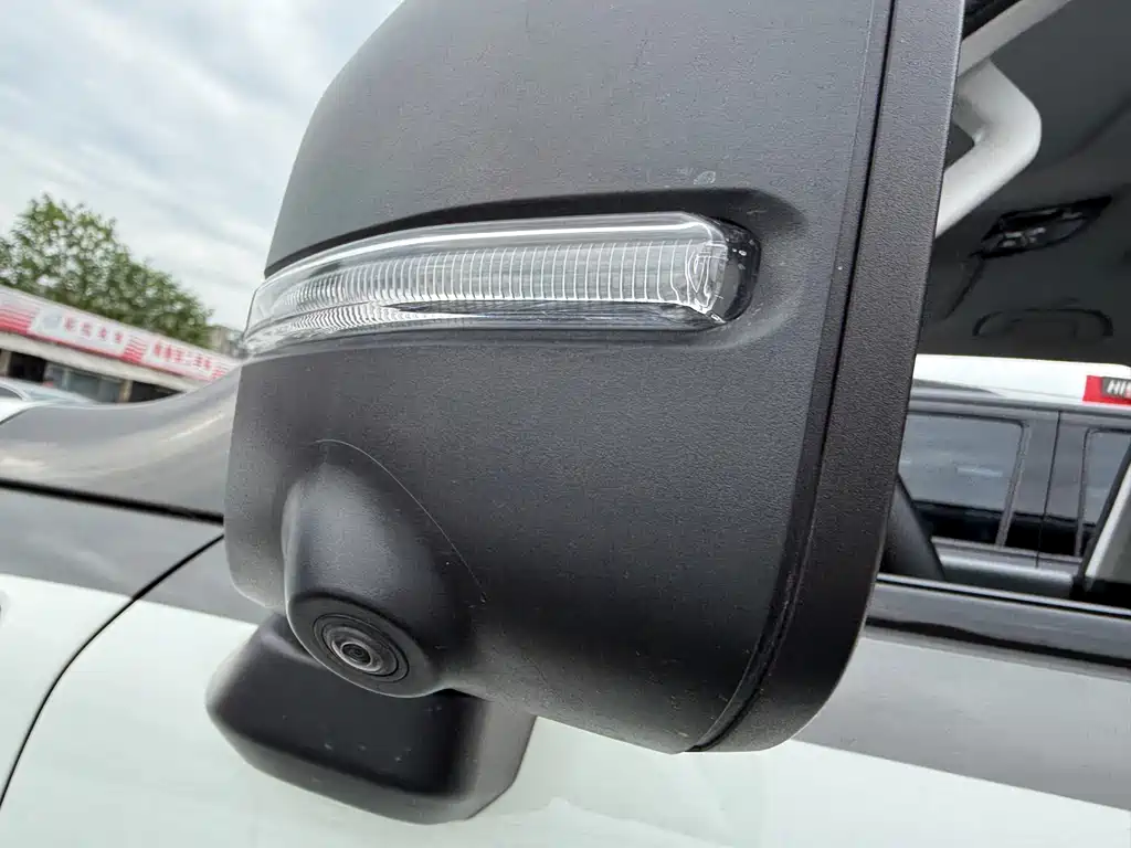 BAIC BJ40 Extended Range 2025 — фото 17