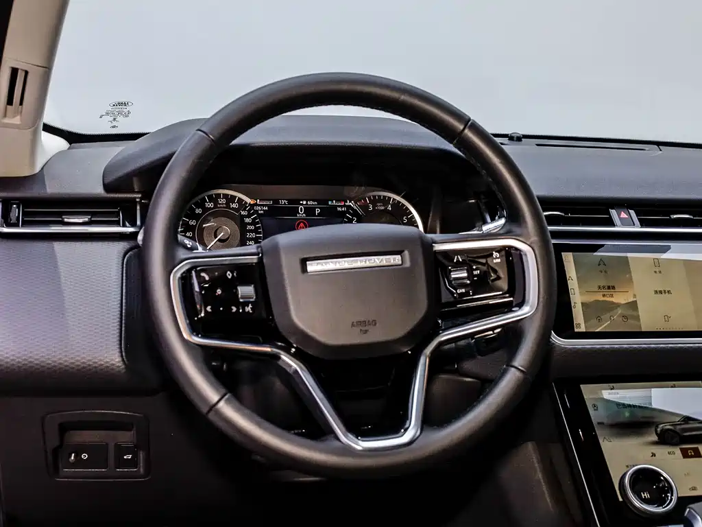 Land Rover Velar 2023 — фото 23